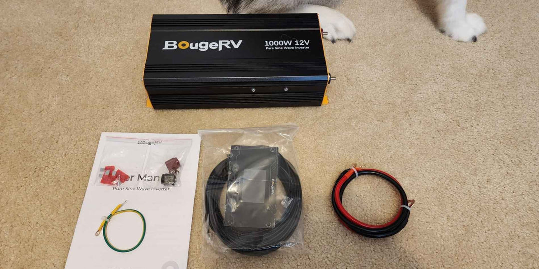 BougeRV’s 1000W 12V inverter with accessories and cables