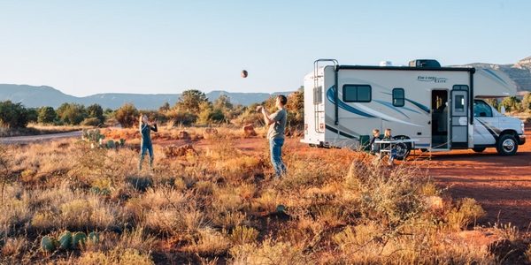 Exploring the Great Outdoors: What is Dry Camping?