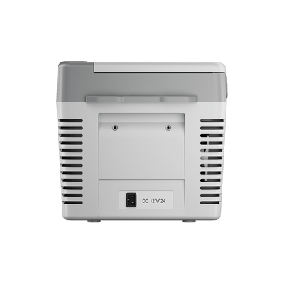 12V/24V DC CHARGE PORT