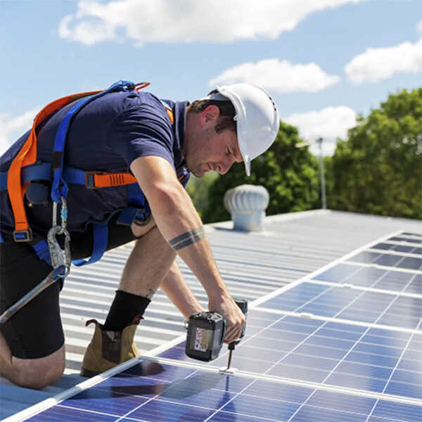 male  and female solar connectors